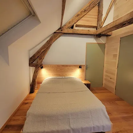De Charme Dans Grange Renovee شقة Lempzours