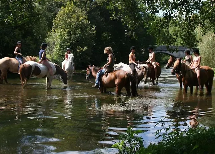 De Charme Dans Grange Renovee アパート *